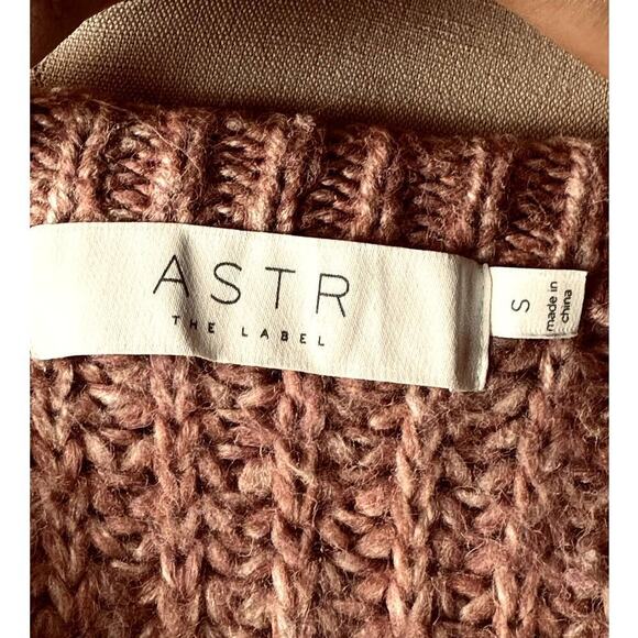 Astr Dusty Rose Crew Neck Cropped Pom Pom Sweater Women's Size S - Picture 4 of 6